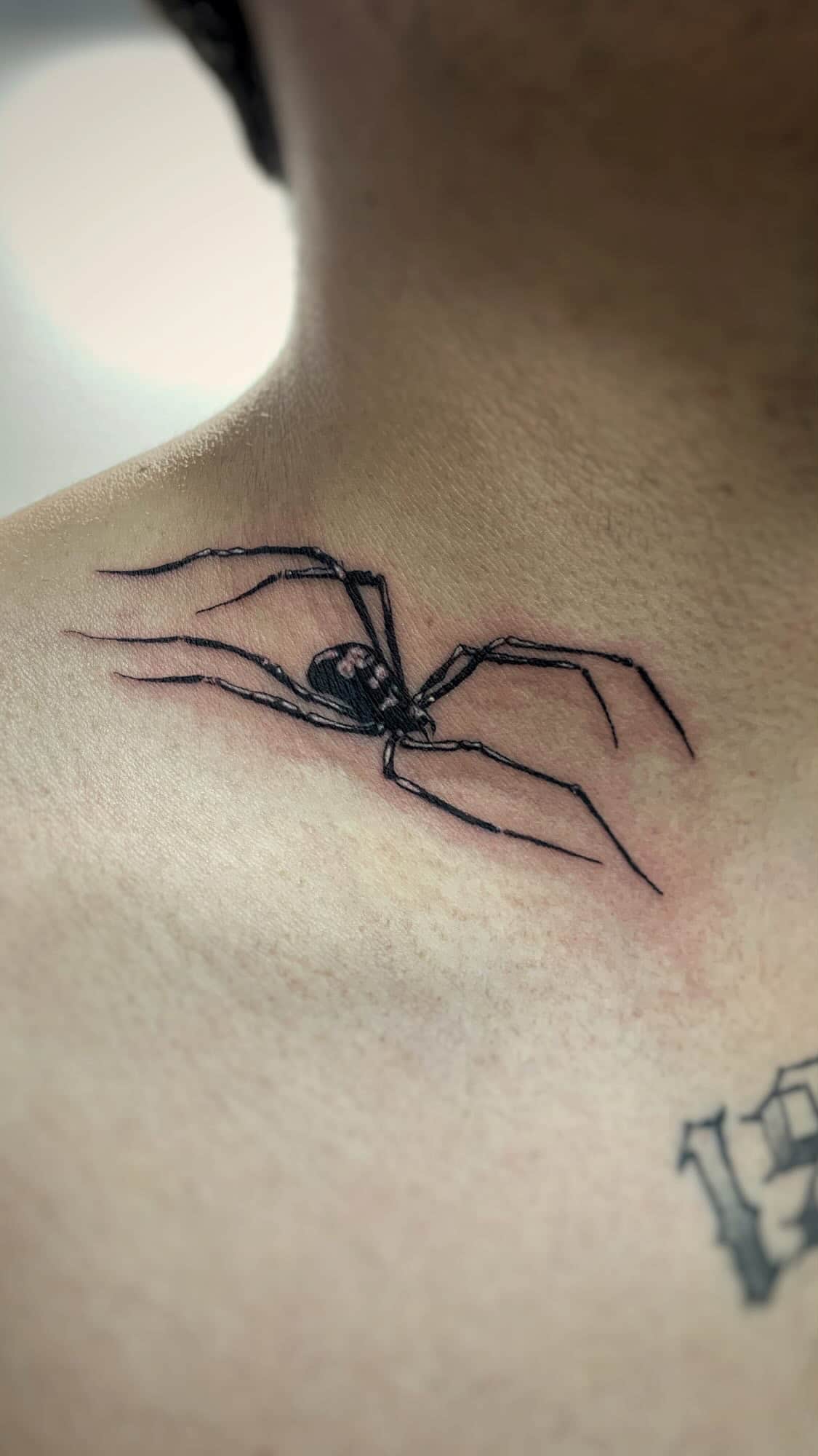 Tatuaje blackwork 17